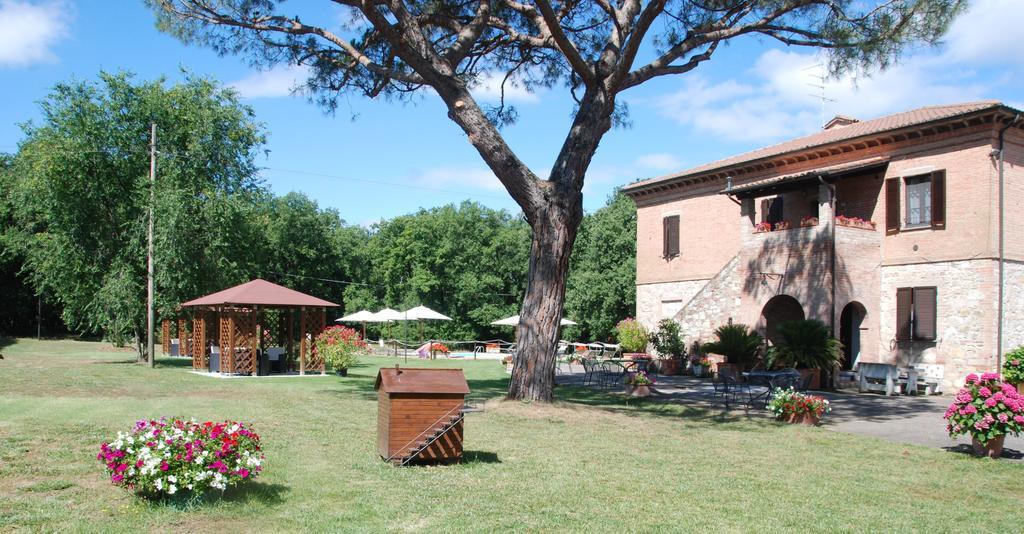 Agriturismo Antica Riserva カスティリオーネ・デル・ラーゴ エクステリア 写真